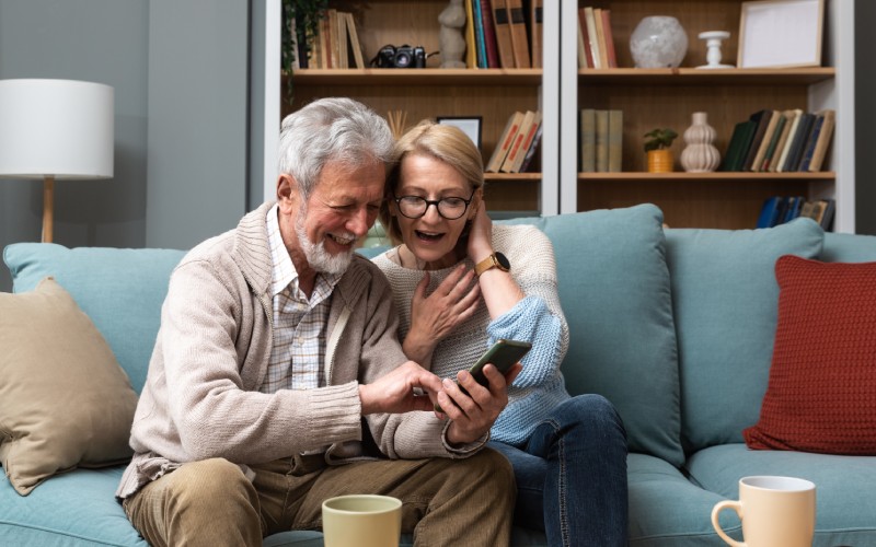 presidente comunidad mayor de 70 años