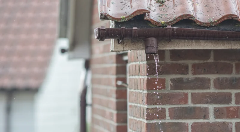 ¿Los Seguros Cubren los Bajantes?